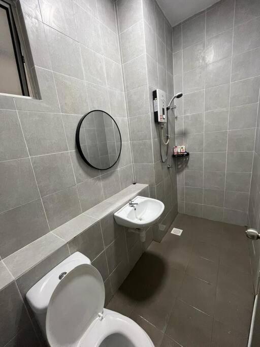 Faliza Adelia Residence Kajang Esterno foto